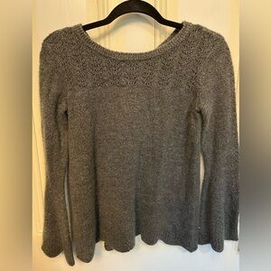 Lauren Conrad Long Bell Sleeve Grey Scoop Neck Sweater Medium